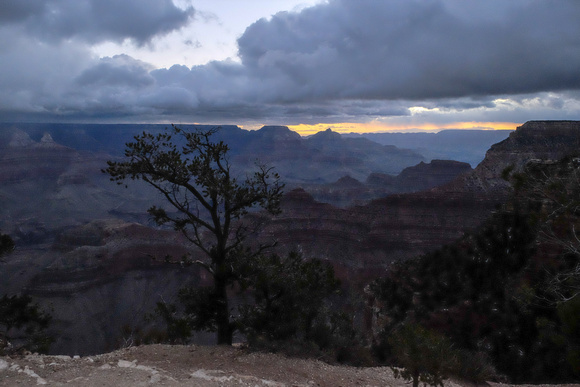 First light at the South Rim