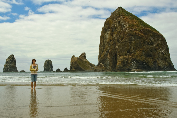 The Needles and Haystack Rock @ Cannon Beach